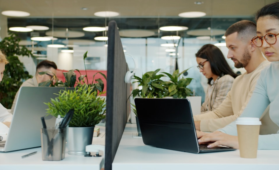 HRIS Software for Enterprise Control and Compliance